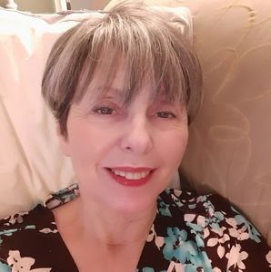 Meet your Posher, Pauline